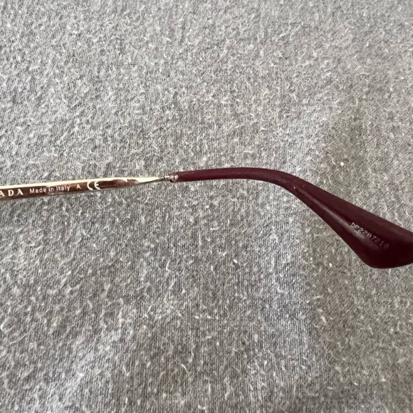 PRADA frame. Has prescription, will need to change lenses - Picture 6 of 6